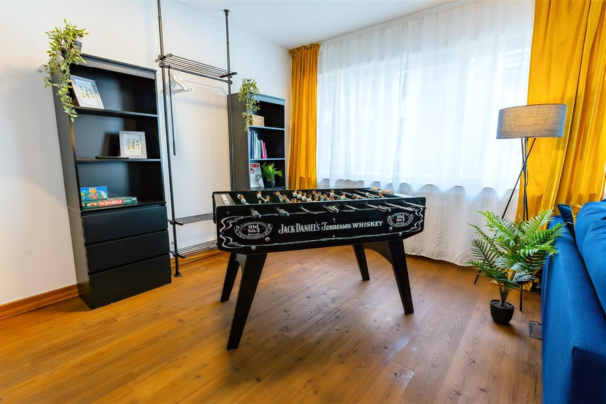 The Big Muenster Fuer Bis Zu 12, Whirlpool, Sauna, Zentral, Tischfussball, Balkon, Gasgrill Ульм Экстерьер фото