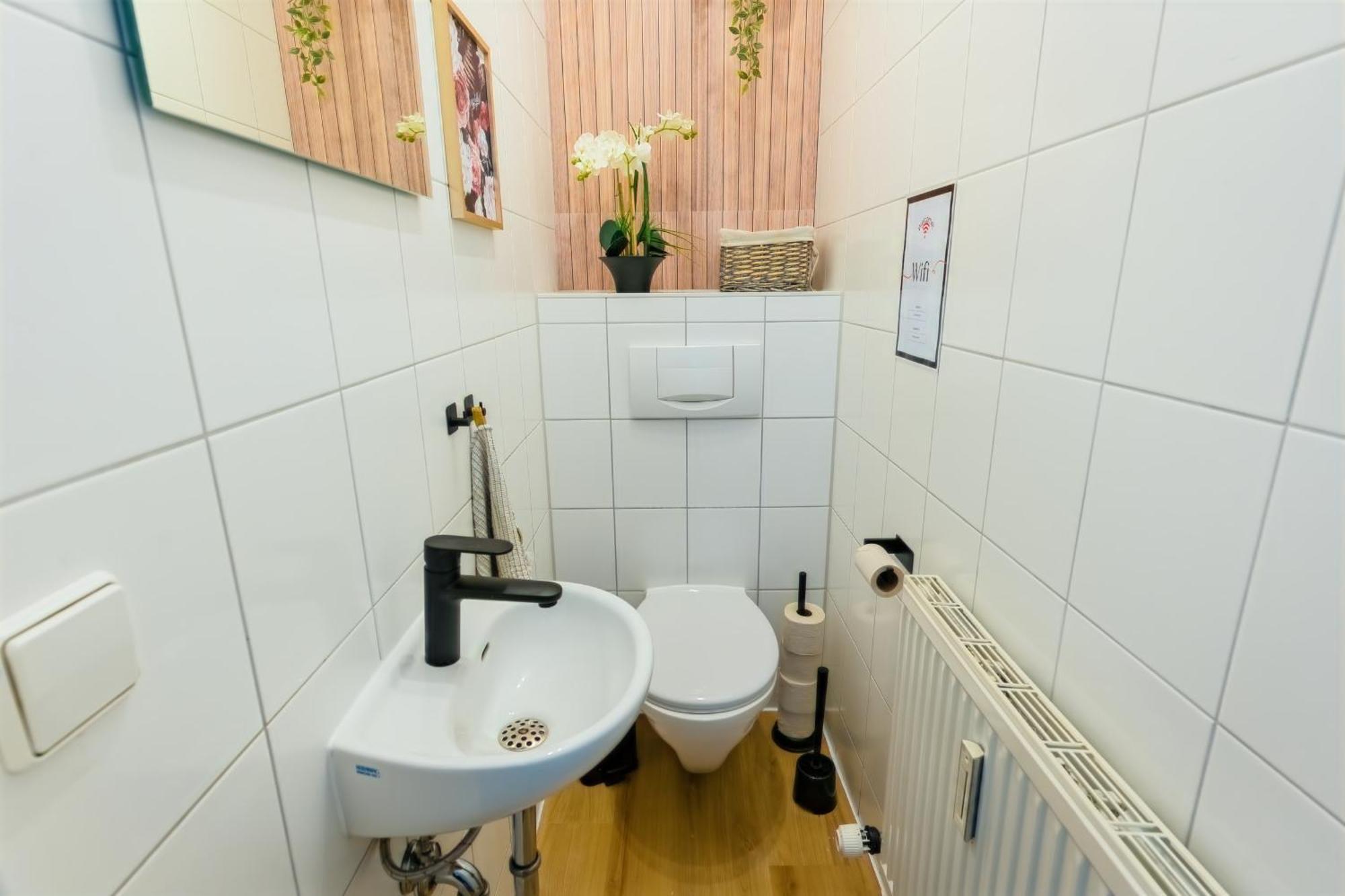 The Big Muenster Fuer Bis Zu 12, Whirlpool, Sauna, Zentral, Tischfussball, Balkon, Gasgrill Ульм Экстерьер фото
